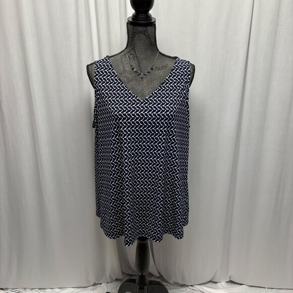 Susan Graver Sleeveless Navy White Patterned V-Neck Top Womens Size 1X Stretchy - Picture 1 of 8